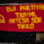 TKP/ML Militanları Gülsuyu'nda 49. Kuruluş Yılı Vesilesiyle Pankart Astı