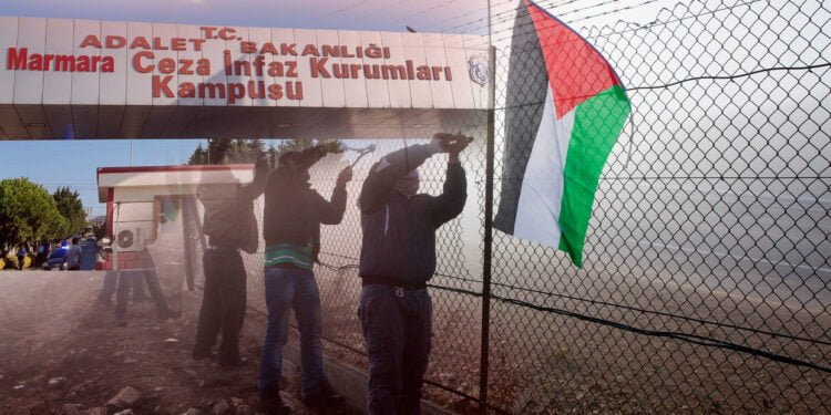 SİLİVRİ HAPİSHANESİNDEKİ TUTSAK PARTİZANLAR, FİLİSTİN DİRENİŞİ’NİN 2. AYINDA DESTEK AMAÇLI AÇLIK GREVİNE BAŞLADI